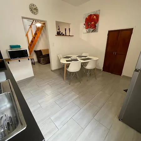 Chez Sonou , Centre Appartamento Nîmes